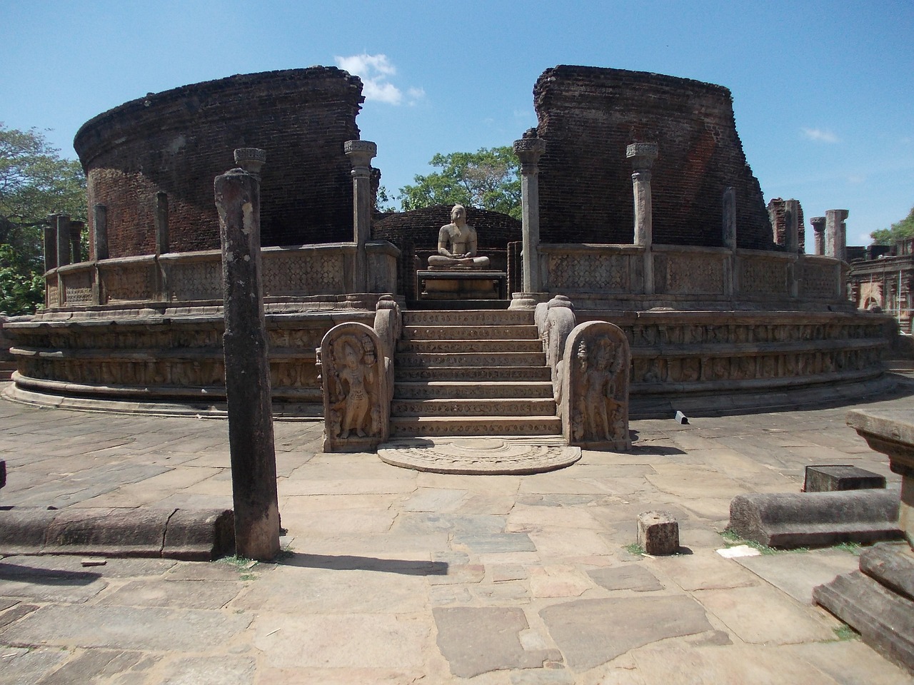 Cultural Triangle Tour — photo 2